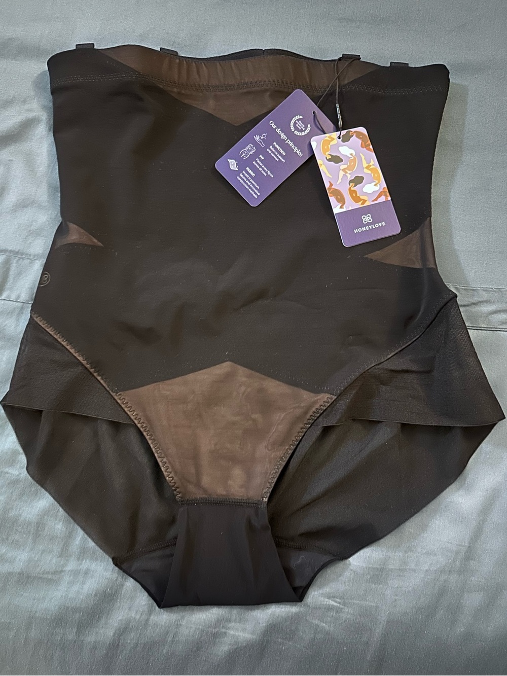 Honeylove SuperPower Briefs in Runway (Black), Size L.